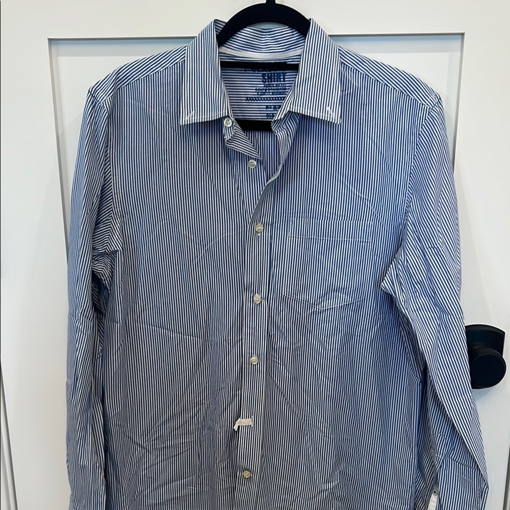 Old Navy Blue and White Men’s Button Down Classic Shirt